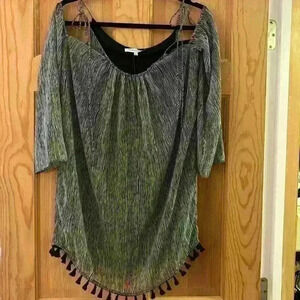 Never Worn Heartloom Bri Black and White Cold Shoulder Mini Dress